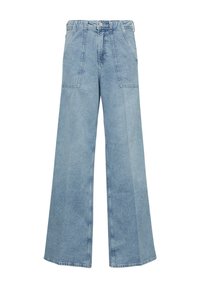 Jean large en denim bleu clair à taille haute, avec deux poches avant et une fermeture à boutons, texture lisse et coupe droite.