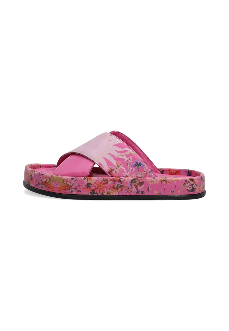 Roze bloemen slipper met een open teenontwerp, voorzien van een glanzende textuur en een duurzame zwarte zool. Versierd met overlappende banden.