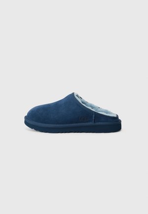 CLASSIC SLIP ON UNISEX - Chaussons - deep ocean
