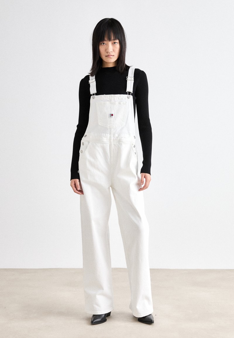 Tommy Jeans DAISY DUNGAREE Dungarees denim color/white denim