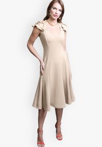 HotSquash FRILL SLEEVE A-LINE - Vapaa-ajan mekko - latte