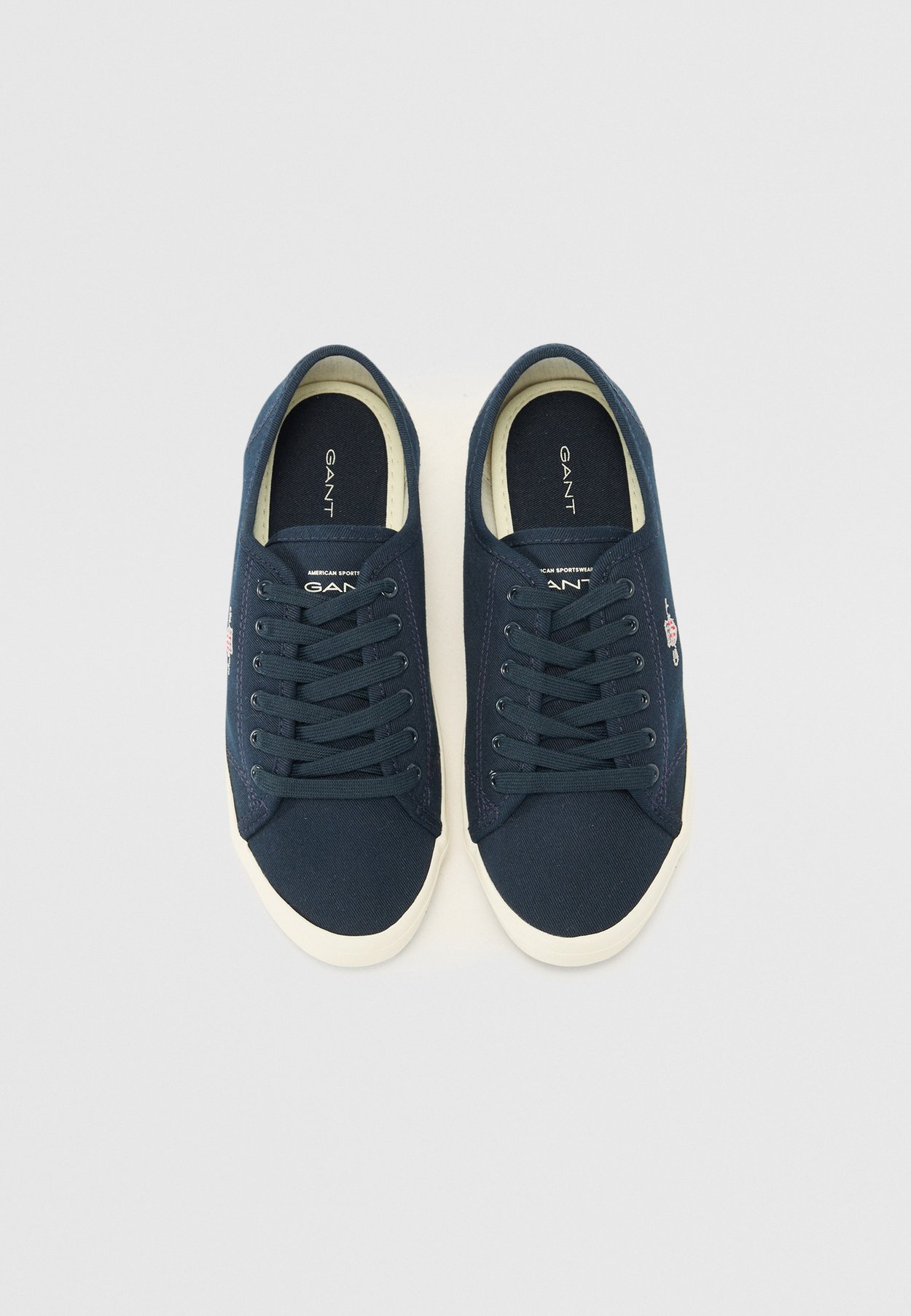 Sneaker low