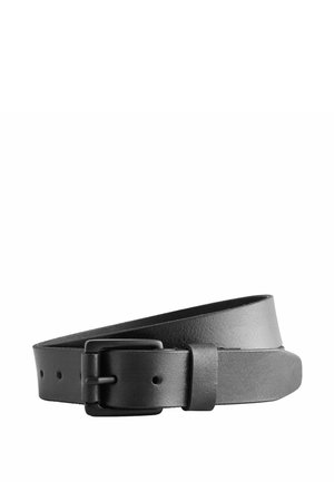 Ceinture en cuir noir avec une boucle rectangulaire noire mate, présentée enroulée avec plusieurs trous de réglage visibles.