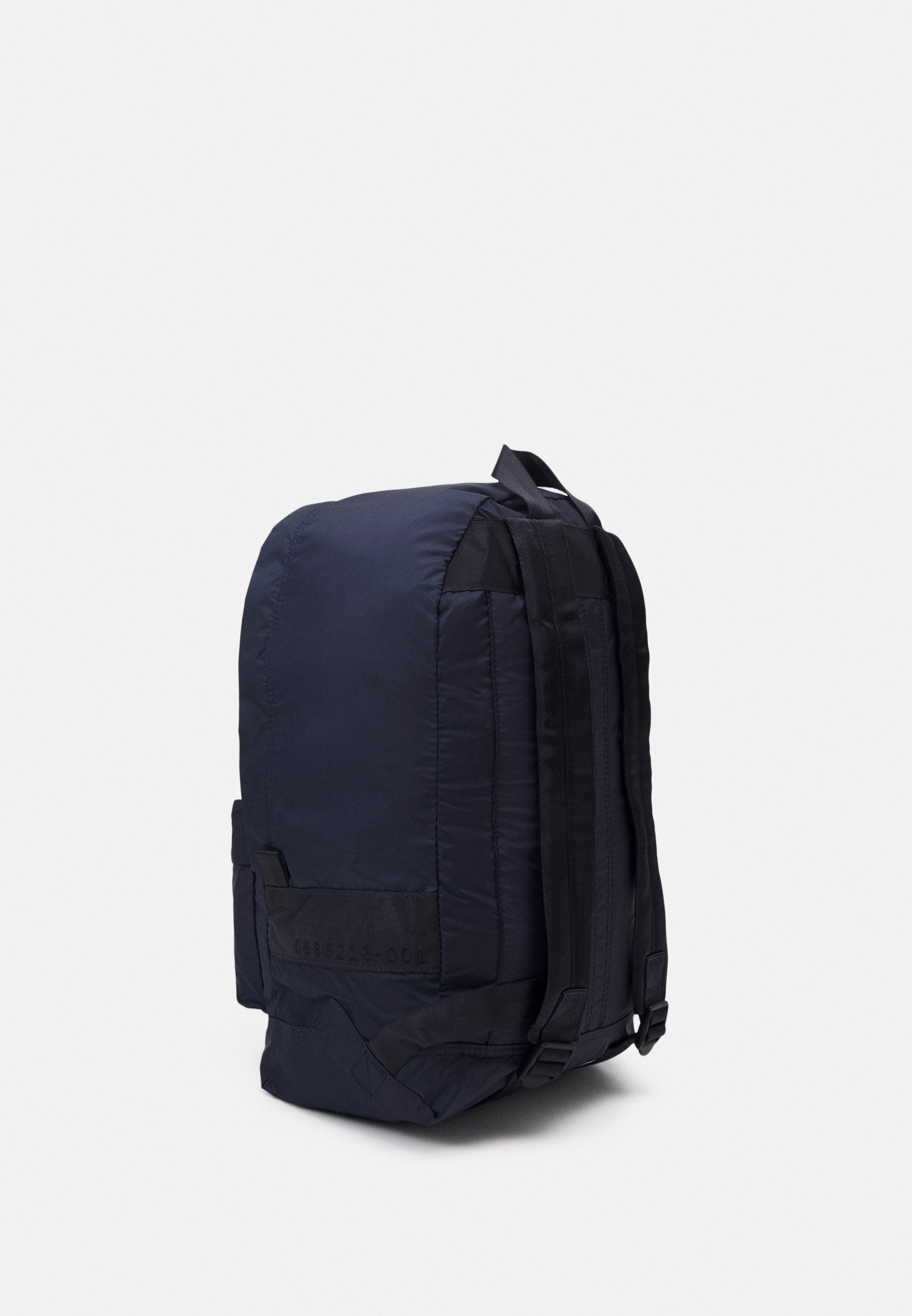 arket backpack