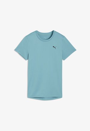 Ljusblå atletisk t-shirt med kort ärm, rund hals och liten svart Puma-logotyp på vänster bröst.