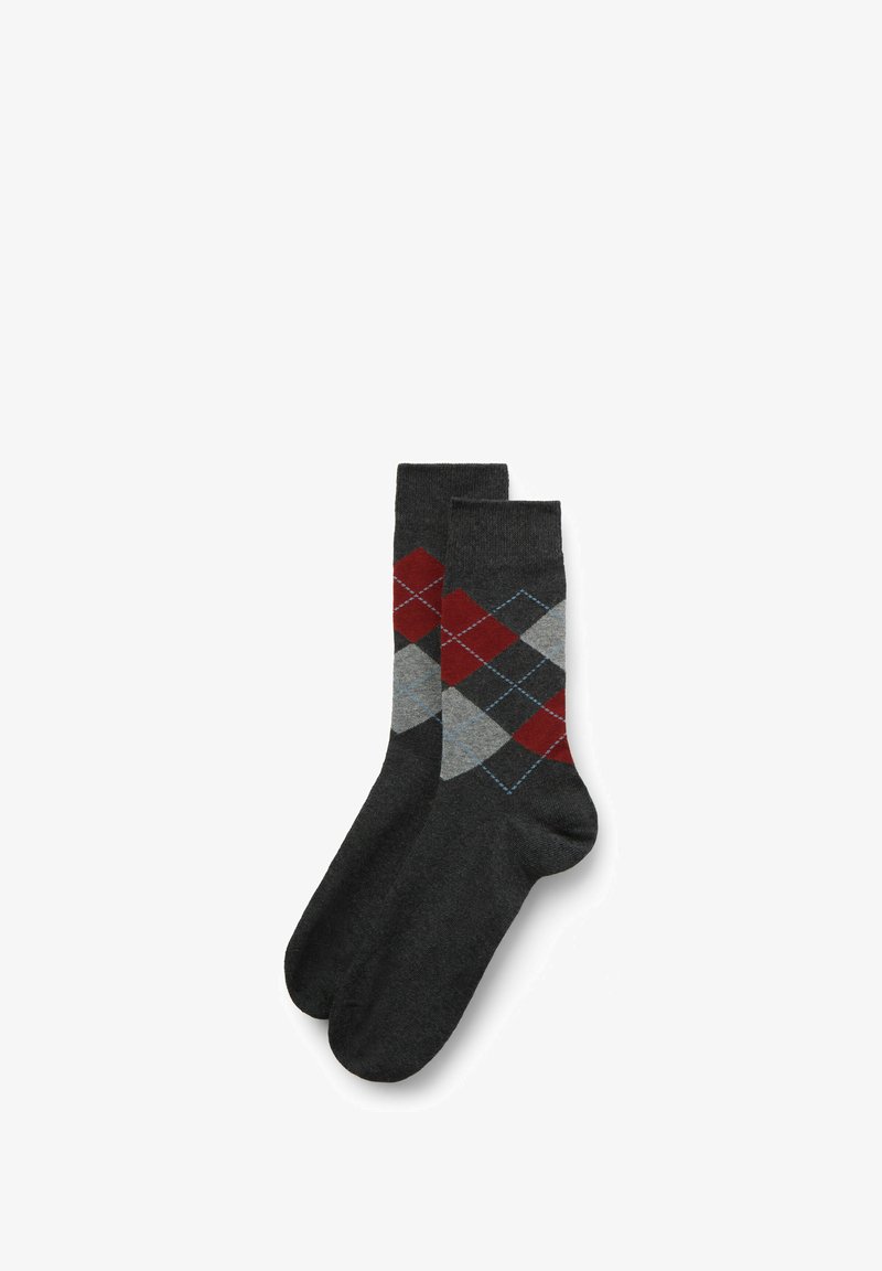 Calze grigie con motivo argyle in diamanti rossi, blu e grigio chiaro, con una texture liscia e lunghezza classica.