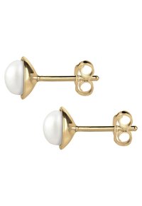 Guld stud øreringe med runde hvide perle-toppe i kunstmateriale, med en glat overflade og klassisk design, sikret med en sommerfugl lås.