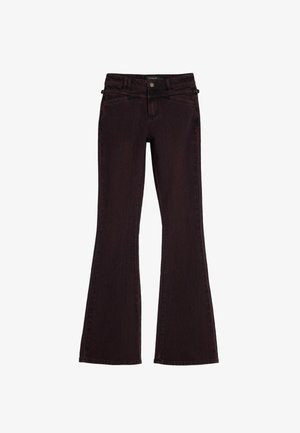 Jeans svasati color bordeaux scuro realizzati in tessuto denim. Presentano una chiusura con zip, bottone e dettagli di cucitura discreti lungo le tasche.