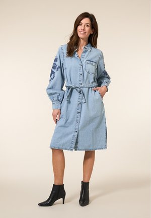 DANIELLE   - Spijkerjurk - bleached denim
