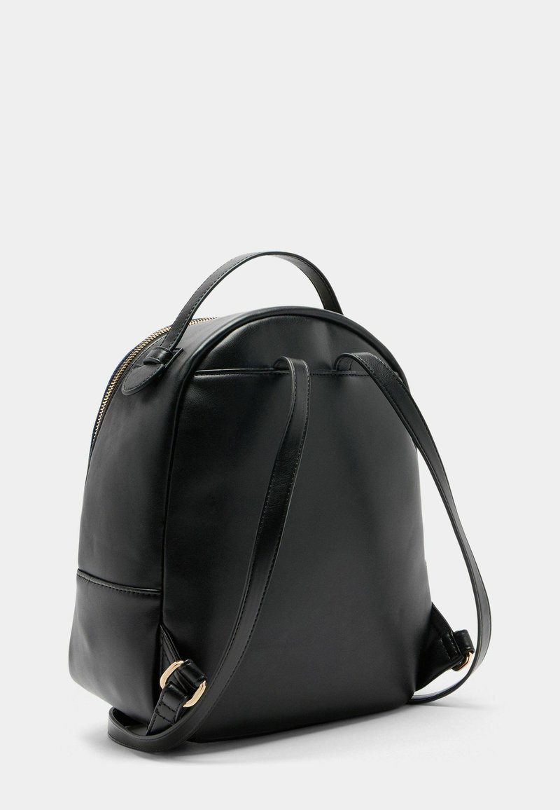 Sac Liu Jo Sac à dos de l'Arizona noir A18053 E0086 - In More Est Store Sac Liu Jo Sac à dos de l'Arizona noir A18053 E0086 - In More Est Store