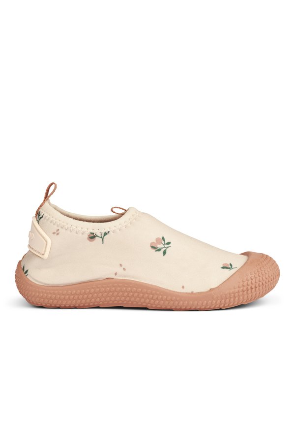 SONJA SEA - Slip-ons