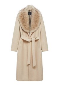 Beige wool coat featuring a large faux fur collar, wide sleeves, a belted waist, and a straight cut. Simple design with clean lines.