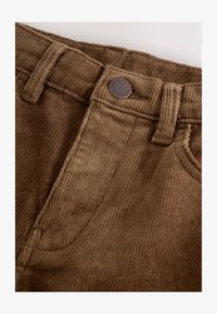 Sélectionné, new tan brown