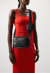 LIU JO CAMERA CASE SET - Skuldertasker - nero