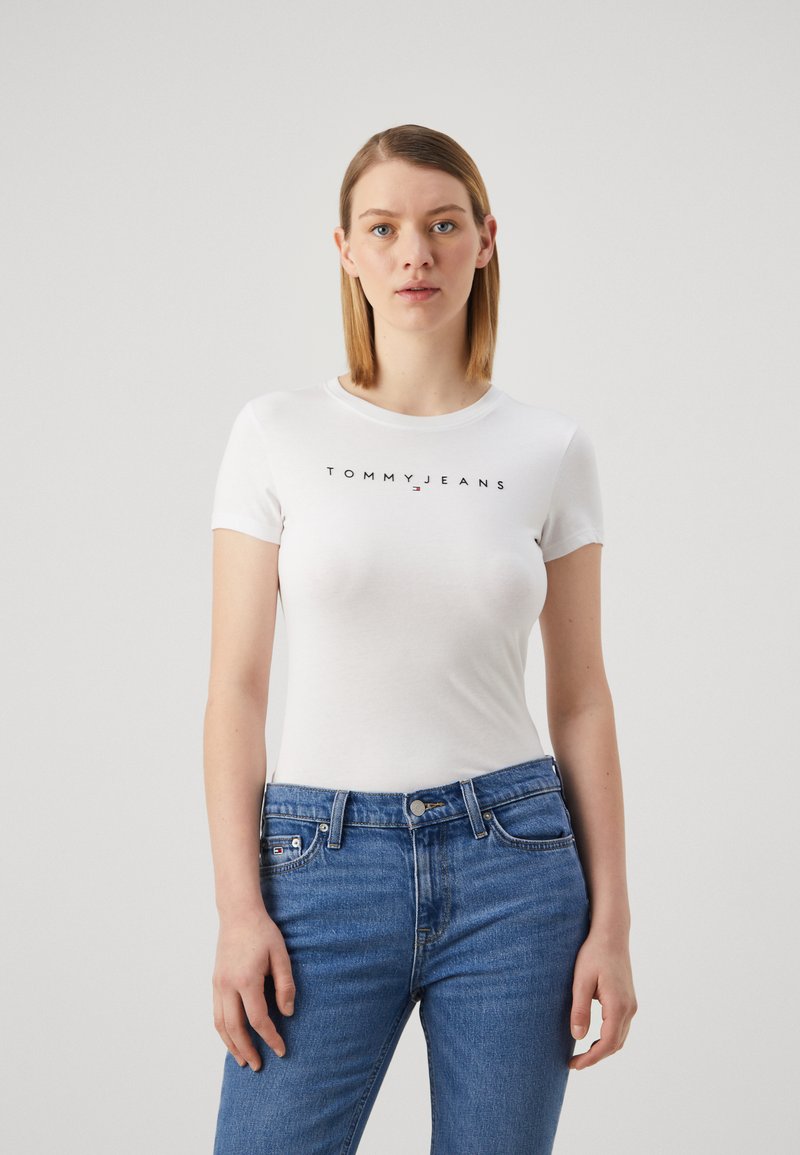 Tommy Jeans SLIM LINEAR TEE - Triko s potiskem - white