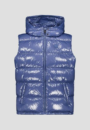Glanzend blauwe puffer-vest met capuchon, voorzien van horizontale steeknaden, ritssluiting aan de voorkant en zijzakken. Lichtgewicht, gladde textuur.