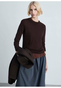 Mango Jumper - brown