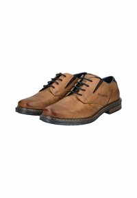 Zapatos de cuero marrón con cordones, de textura suave, punta redondeada, costuras en contraste y suela de goma, con un logo en el lateral.