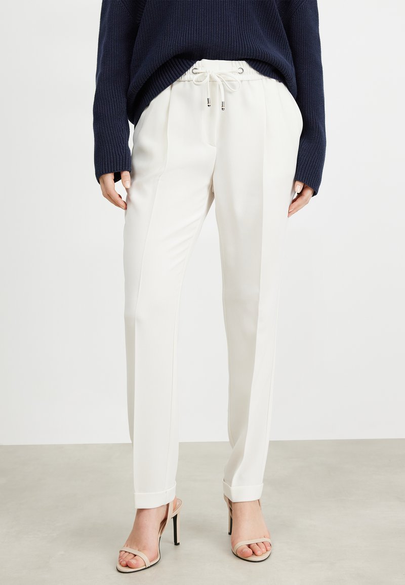 BOSS - TARIYANAH - Broek - open white, Vergroten