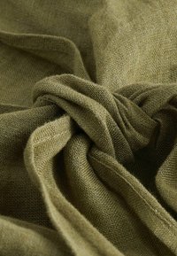 Thumbnail Image 3