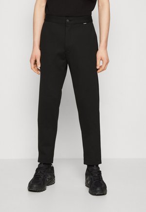 COMFORT CROPPED TAPERED - Pantalon classique - black