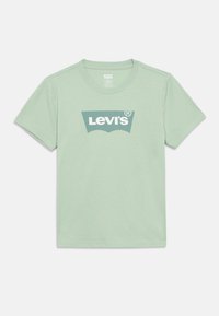 Niewybrane, cameo green