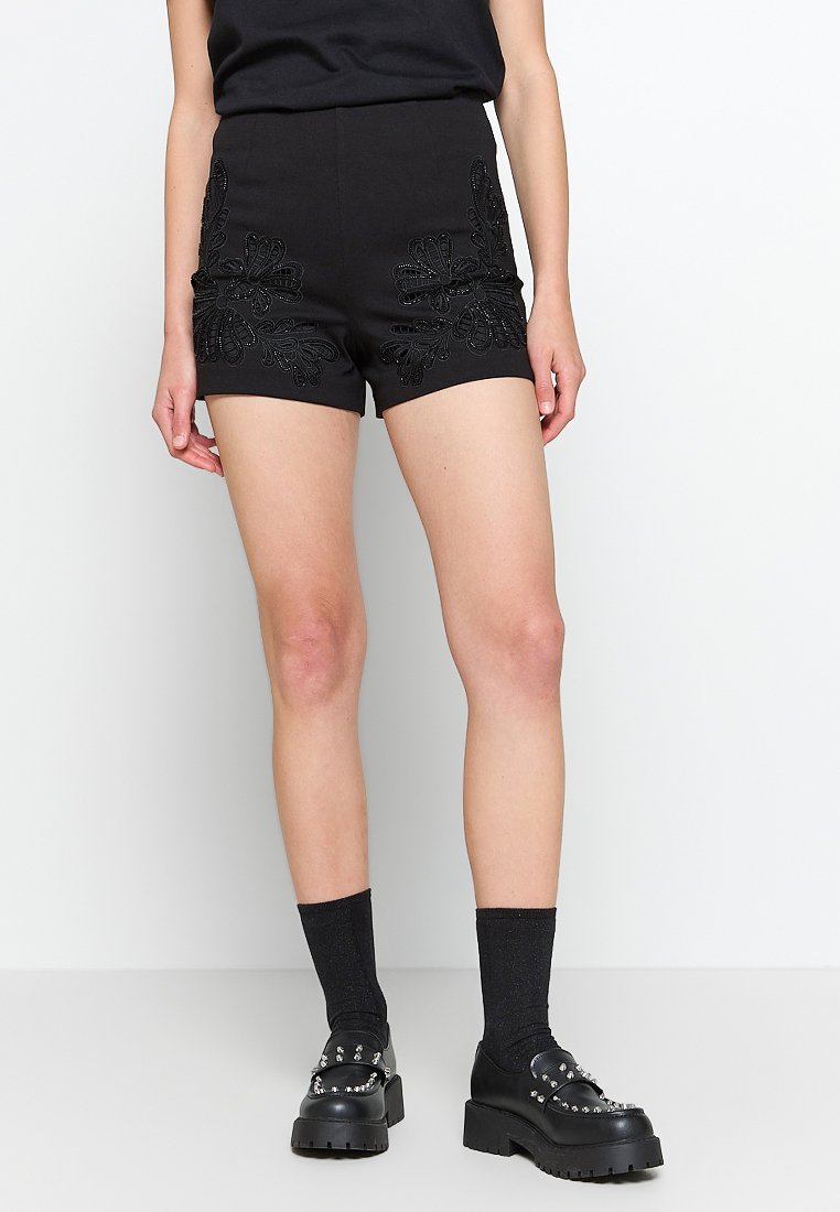 TWINSET Shorts zwart