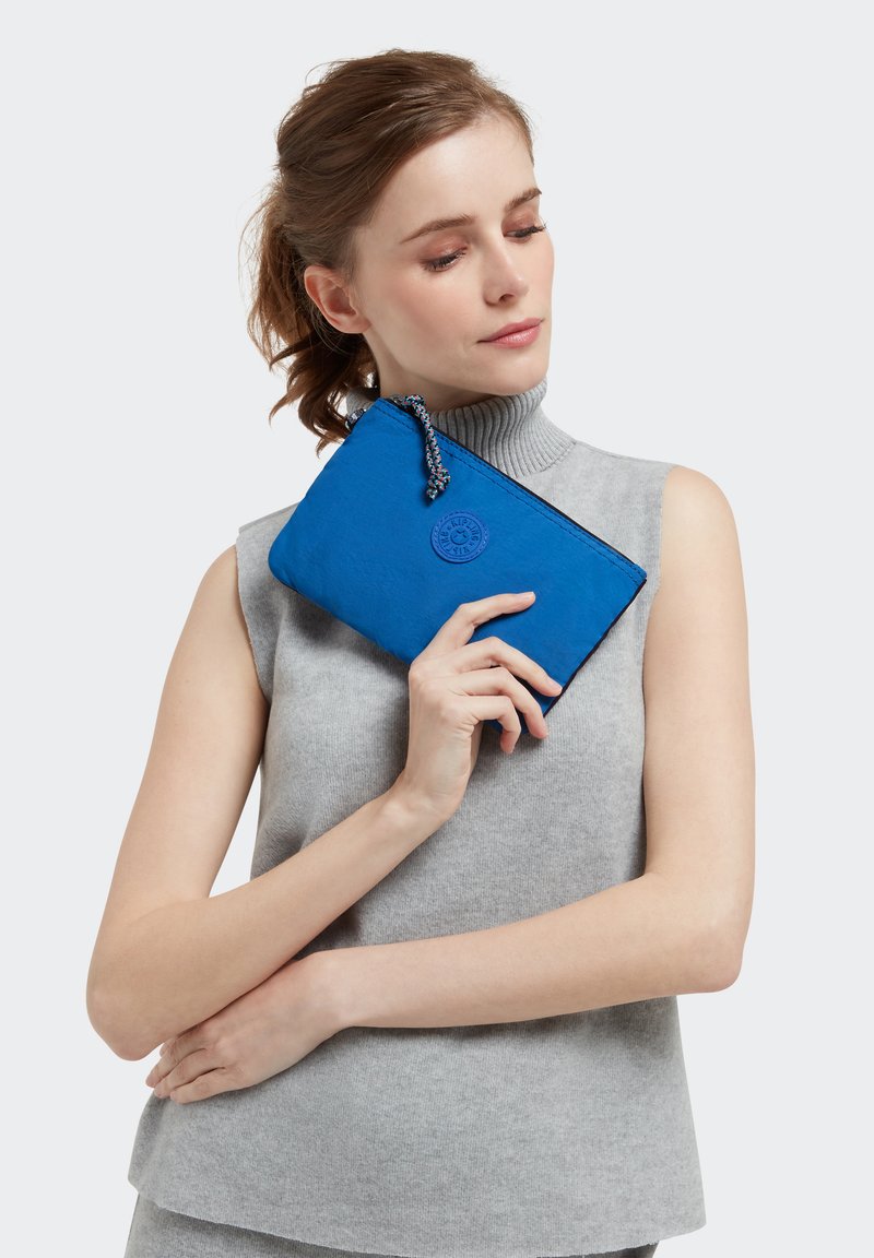 Kipling CASUAL POUCH Wash bag blue purple block/multicoloured