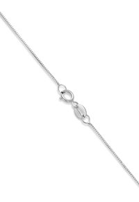 Silberne Kettenarmband mit einem glatten, ovalen Verschluss; feine, strukturierte Glieder; polierte Oberfläche; sicheres Verschlusssystem für einfaches Tragen.