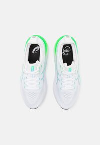 ASICS GEL-KAYANO 31 - Utcai futócipők - white/bright cyan