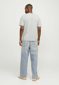 Jack & Jones JJE TEE  O-NECK  - Basic T-shirt - puritan gray