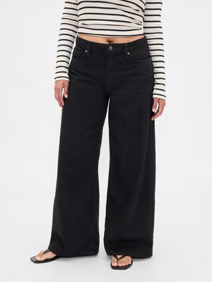 CURVY BAGGY BECKER - Leveälahkeiset - black wash