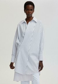 STRIPED LONG WITH TIES - Blusa - white