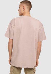 Merchcode LOVE YOURSELF FIRST HEAVY OVERSIZED  - T-shirts print - duskrose