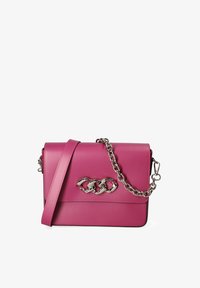 Geselecteerd, fuchsia and silver