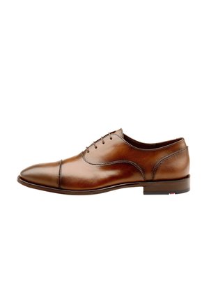 Braune Leder-Dressschuhe mit glatter Oberfläche, runder Zehenpartie, fünf Ösen Schnürung und kontrastierenden Nähten. Flache Gummisohle.