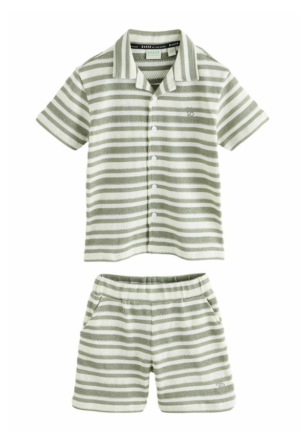 REGULAR FIT - STRIPE TEXTURED  SET - Shorts