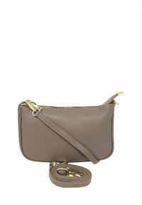 Borsa crossbody in pelle marrone con finitura testurizzata, hardware dorato e tracolla rimovibile, dotata di chiusura con zip nella parte superiore.