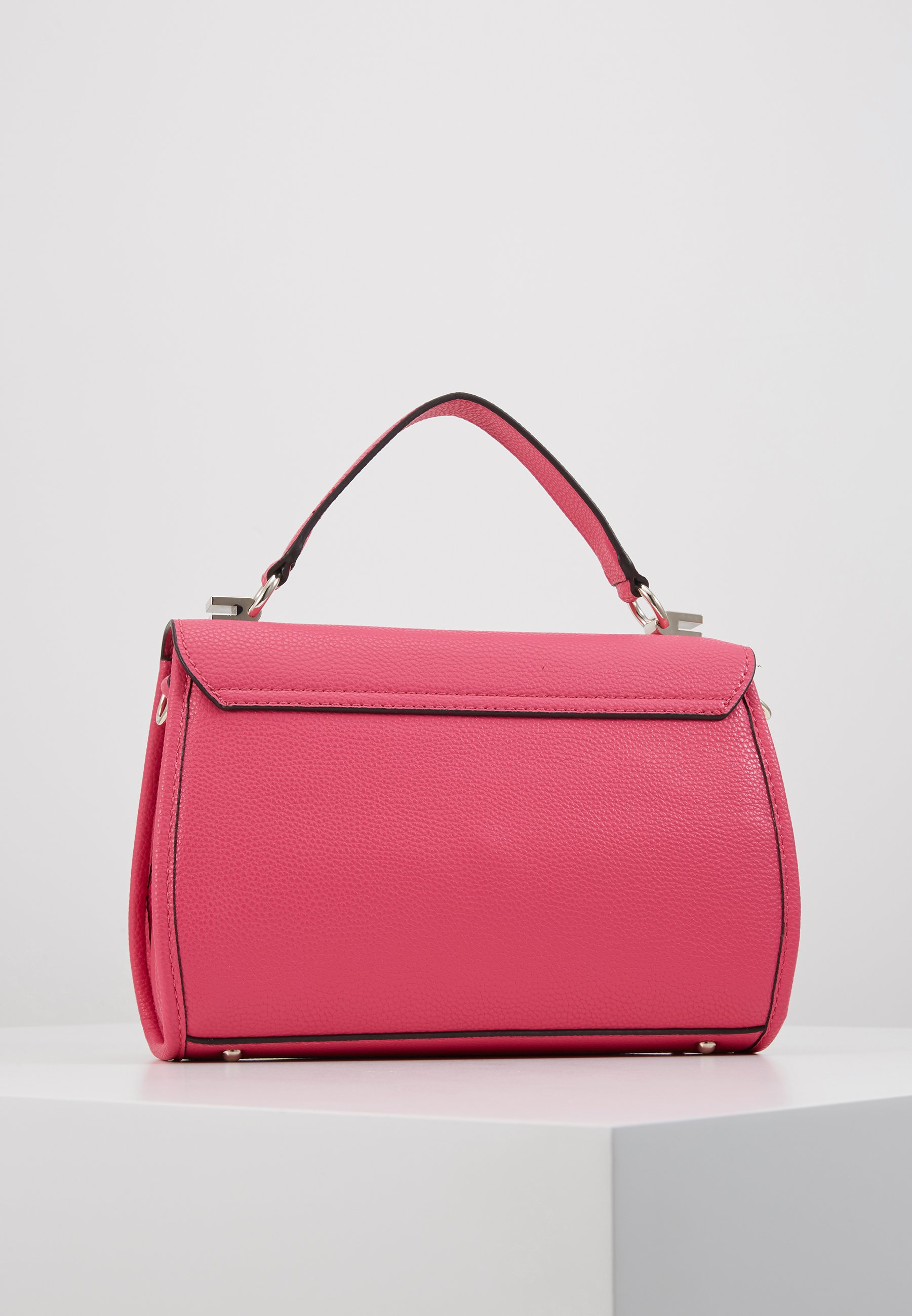 Guess LIAS TOP HANDLE FLAP Håndveske pink Zalando.no Guess LIAS TOP HANDLE FLAP Håndveske pink Zalando.no