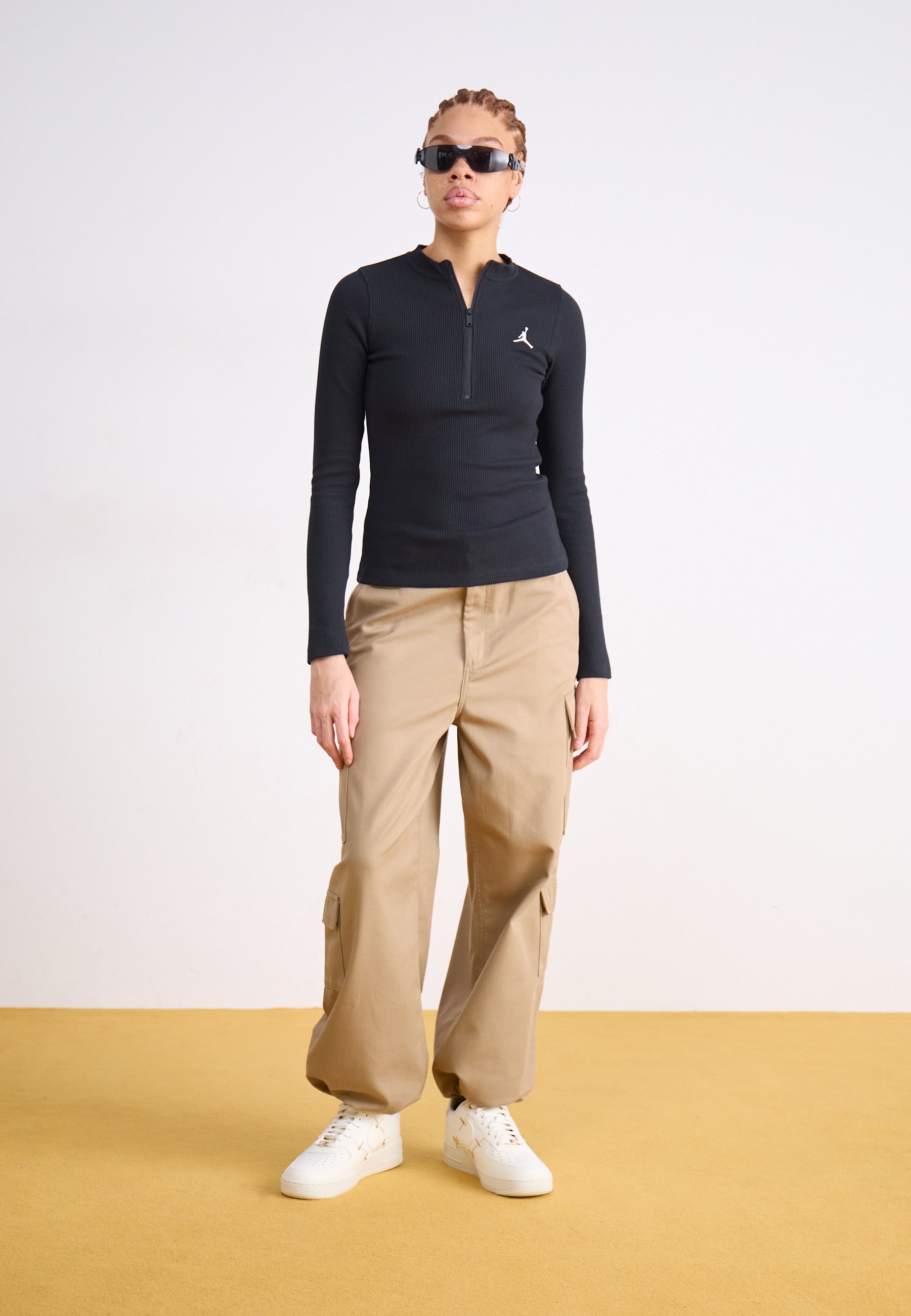 pants to wear with air force 1