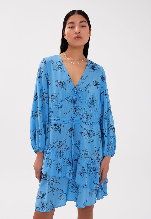 Freizeitkleid - blume sommerhimmel