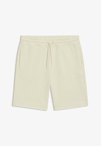 Unselected, open yellow seventeen