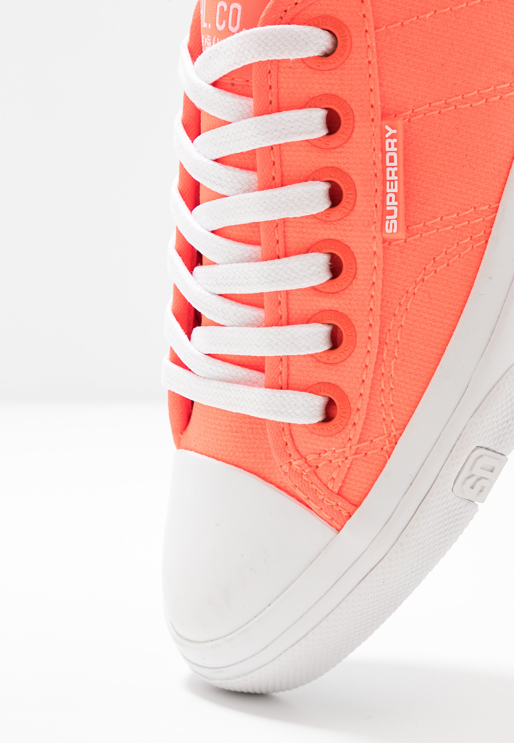 superdry pumps