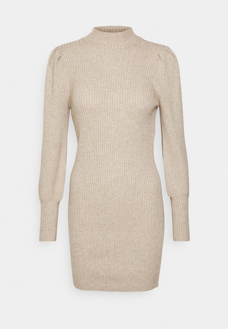 Beež ribaga kootud kleit kõrge kaelusega, pikkade puffvarrukatega ja vormiva siluetiga, millel on ühtlane tekstuur.