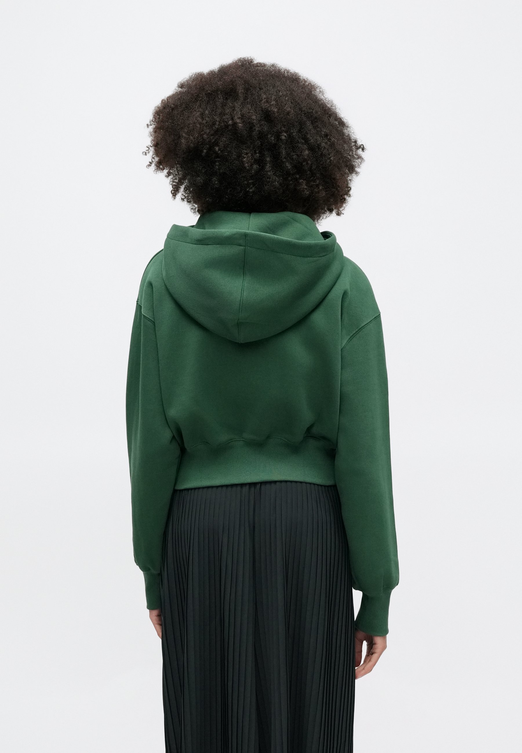 green nike crop sweatshirt