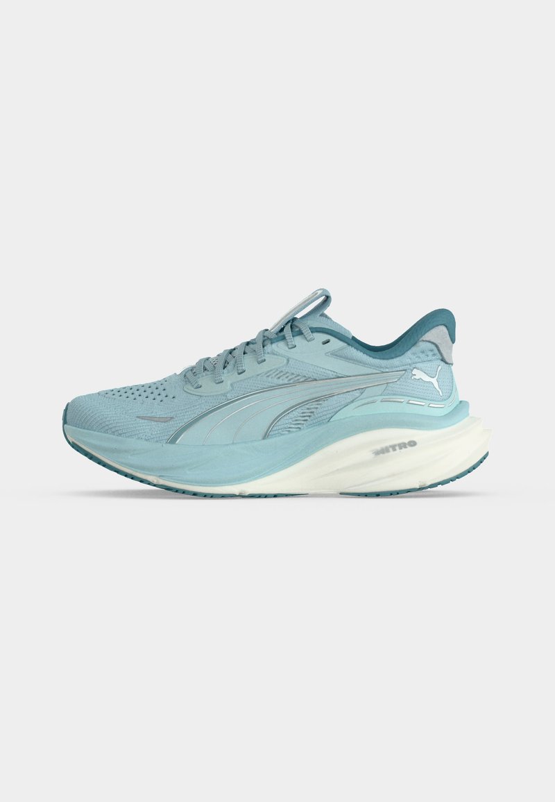 Puma MAGNIFY NITRO 3 - Silniční běžecké boty - fresh water/baltic sea blue