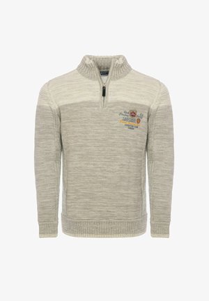 Pull-over en tricot gris clair avec col à fermeture éclair sur le quart et logo brodé sur le côté gauche de la poitrine.