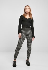 Urban Classics - SEAMLESS HERITAGE - Leggings - blackhoundstooth Miniatyrbild 1