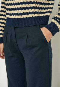 Desires Pantalon classique - total eclipse blue