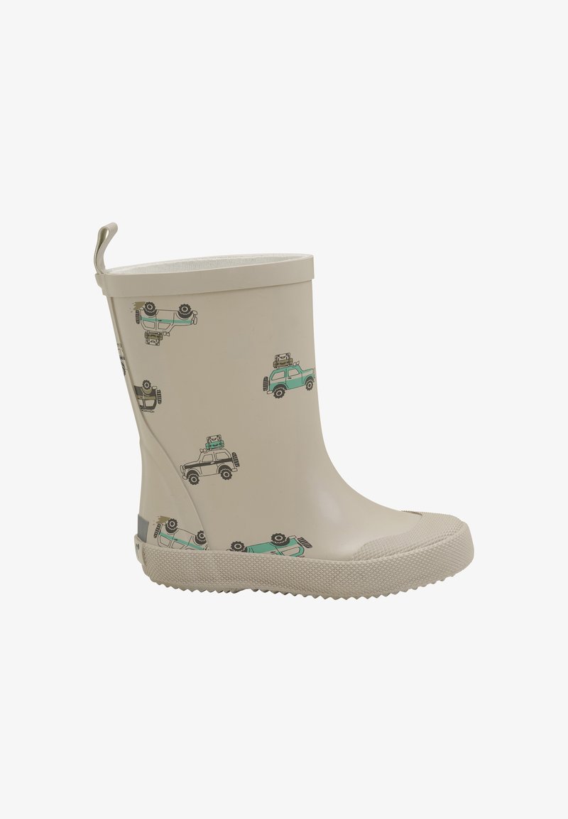 Botte de pluie en caoutchouc beige avec des motifs de véhicules noirs et verts. Semelle blanche texturée et tirette à l'arrière pour un enfilage facile.